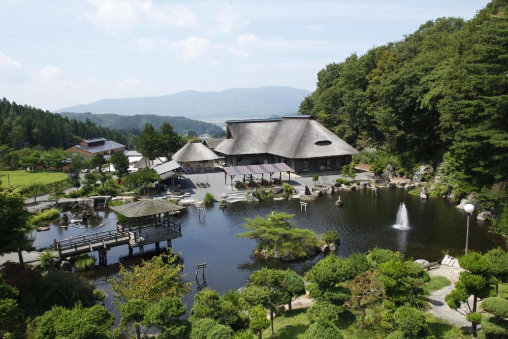 ホテル たかむろ水光園 遠野市 エクステリア 写真